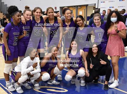 Thumbnail 3 in Valley Vista vs. Hamilton (AIA 6A Final) photogallery.