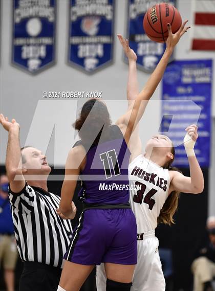 Thumbnail 2 in Valley Vista vs. Hamilton (AIA 6A Final) photogallery.