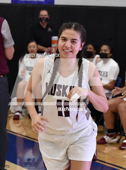 Thumbnail 3 in Valley Vista vs. Hamilton (AIA 6A Final) photogallery.