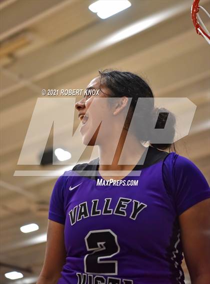 Thumbnail 2 in Valley Vista vs. Hamilton (AIA 6A Final) photogallery.