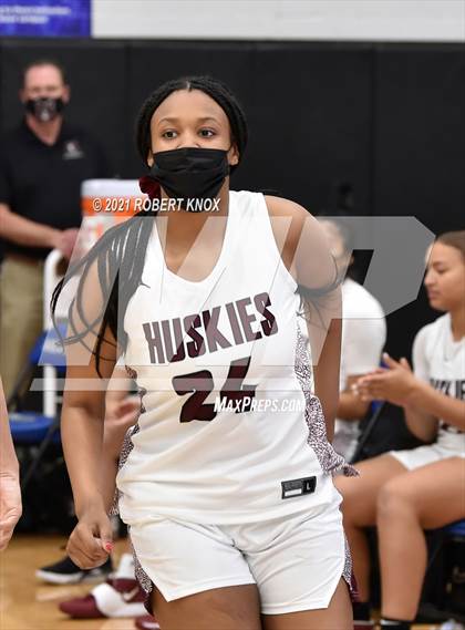 Thumbnail 3 in Valley Vista vs. Hamilton (AIA 6A Final) photogallery.