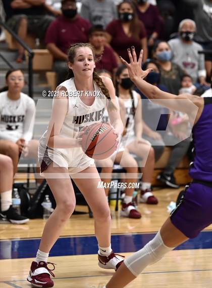 Thumbnail 3 in Valley Vista vs. Hamilton (AIA 6A Final) photogallery.