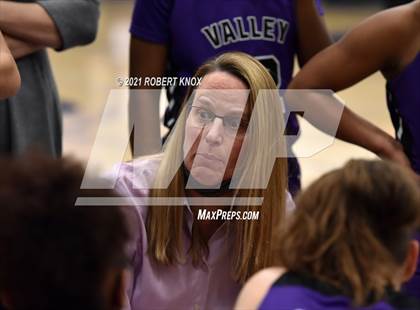 Thumbnail 2 in Valley Vista vs. Hamilton (AIA 6A Final) photogallery.