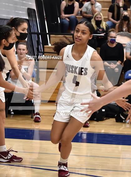 Thumbnail 2 in Valley Vista vs. Hamilton (AIA 6A Final) photogallery.