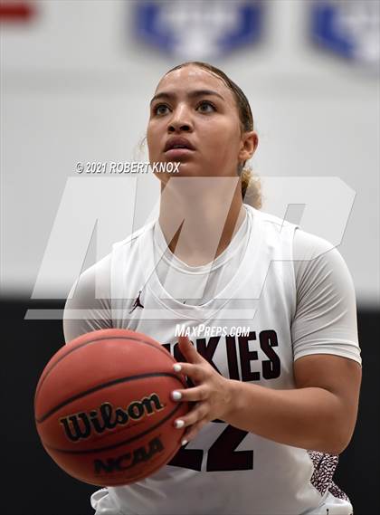Thumbnail 3 in Valley Vista vs. Hamilton (AIA 6A Final) photogallery.