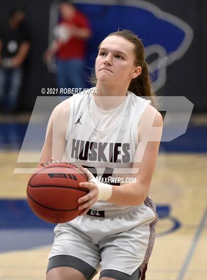 Thumbnail 2 in Valley Vista vs. Hamilton (AIA 6A Final) photogallery.