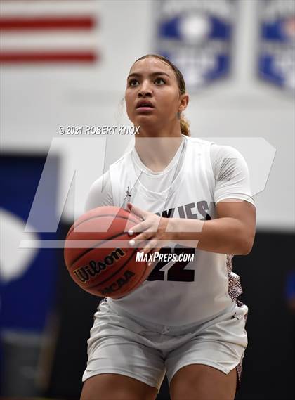 Thumbnail 3 in Valley Vista vs. Hamilton (AIA 6A Final) photogallery.