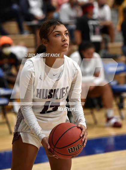 Thumbnail 1 in Valley Vista vs. Hamilton (AIA 6A Final) photogallery.