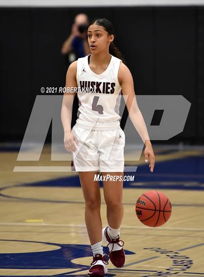Thumbnail 2 in Valley Vista vs. Hamilton (AIA 6A Final) photogallery.