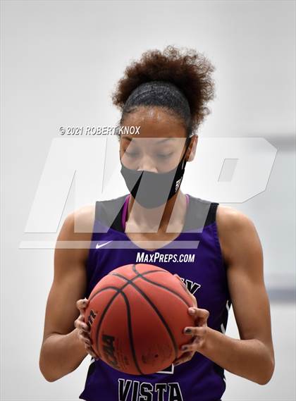 Thumbnail 1 in Valley Vista vs. Hamilton (AIA 6A Final) photogallery.