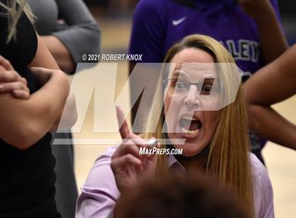 Thumbnail 3 in Valley Vista vs. Hamilton (AIA 6A Final) photogallery.