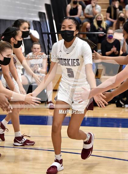 Thumbnail 3 in Valley Vista vs. Hamilton (AIA 6A Final) photogallery.