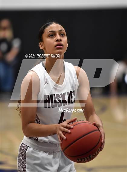 Thumbnail 3 in Valley Vista vs. Hamilton (AIA 6A Final) photogallery.