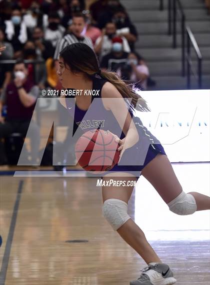 Thumbnail 3 in Valley Vista vs. Hamilton (AIA 6A Final) photogallery.