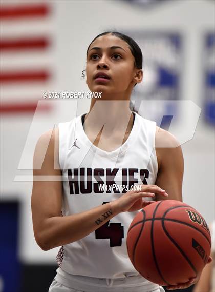 Thumbnail 3 in Valley Vista vs. Hamilton (AIA 6A Final) photogallery.