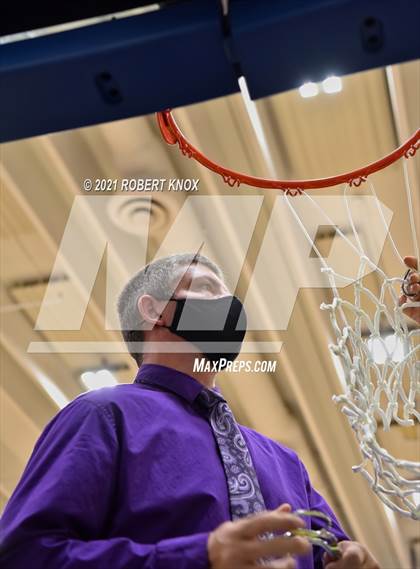 Thumbnail 3 in Valley Vista vs. Hamilton (AIA 6A Final) photogallery.