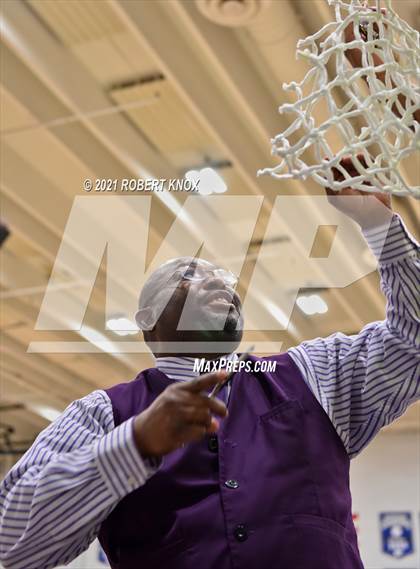 Thumbnail 1 in Valley Vista vs. Hamilton (AIA 6A Final) photogallery.