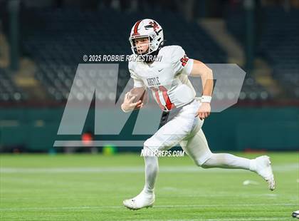 Thumbnail 3 in Argyle @ Melissa (UIL 5A D2 Football Regional Final) photogallery.