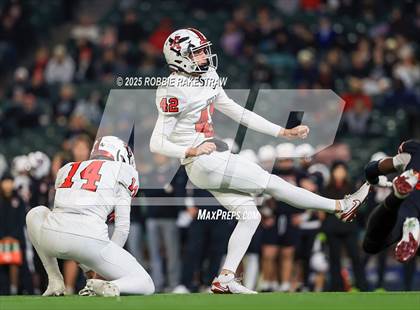 Thumbnail 2 in Argyle @ Melissa (UIL 5A D2 Football Regional Final) photogallery.