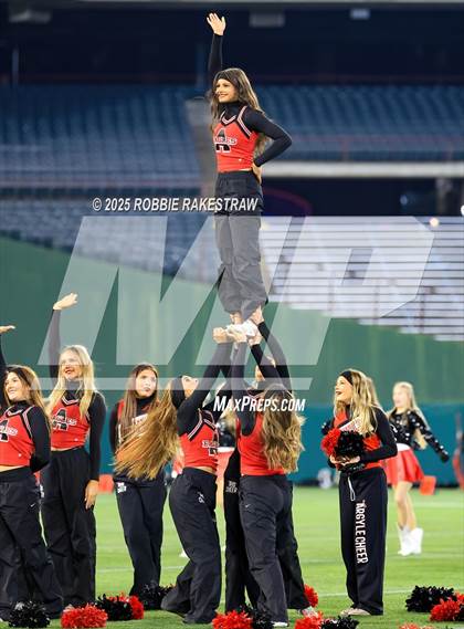 Thumbnail 2 in Argyle @ Melissa (UIL 5A D2 Football Regional Final) photogallery.