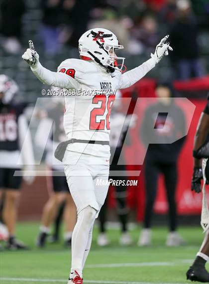 Thumbnail 2 in Argyle @ Melissa (UIL 5A D2 Football Regional Final) photogallery.