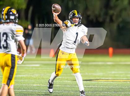 Thumbnail 2 in Bishop O'Dowd @ Moreau Catholic photogallery.