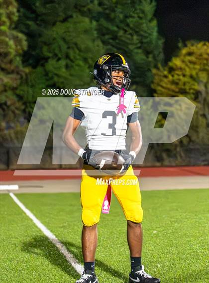 Thumbnail 1 in Bishop O'Dowd @ Moreau Catholic photogallery.