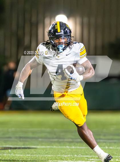 Thumbnail 3 in Bishop O'Dowd @ Moreau Catholic photogallery.