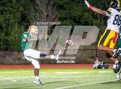 Thumbnail 3 in Bishop O'Dowd @ Moreau Catholic photogallery.