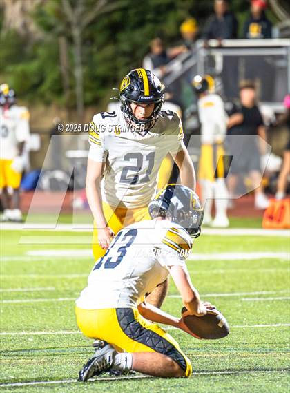 Thumbnail 2 in Bishop O'Dowd @ Moreau Catholic photogallery.