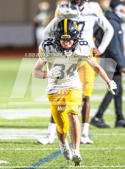 Thumbnail 3 in Bishop O'Dowd @ Moreau Catholic photogallery.