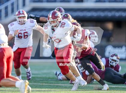 Thumbnail 1 in De Smet Jesuit vs. Joplin (MSHSAA Class 6 Championship) photogallery.