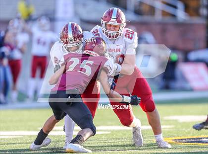 Thumbnail 2 in De Smet Jesuit vs. Joplin (MSHSAA Class 6 Championship) photogallery.