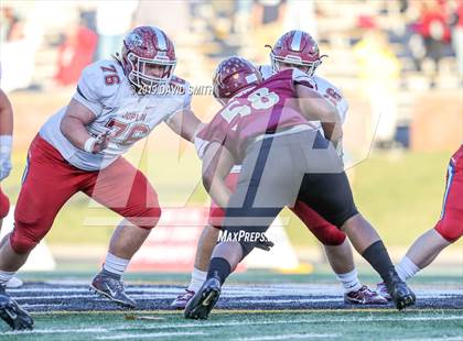 Thumbnail 1 in De Smet Jesuit vs. Joplin (MSHSAA Class 6 Championship) photogallery.