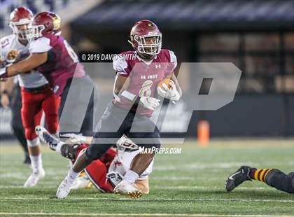 Thumbnail 3 in De Smet Jesuit vs. Joplin (MSHSAA Class 6 Championship) photogallery.