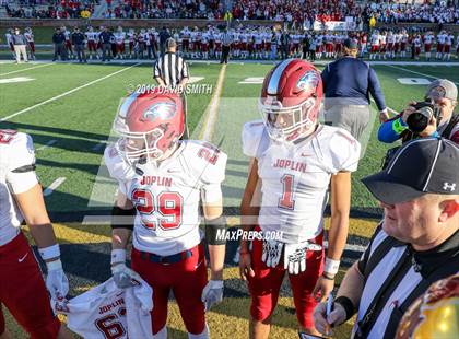 Thumbnail 1 in De Smet Jesuit vs. Joplin (MSHSAA Class 6 Championship) photogallery.