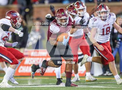 Thumbnail 1 in De Smet Jesuit vs. Joplin (MSHSAA Class 6 Championship) photogallery.