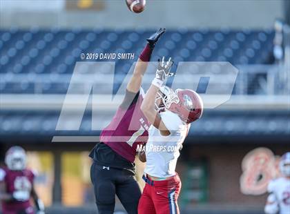 Thumbnail 1 in De Smet Jesuit vs. Joplin (MSHSAA Class 6 Championship) photogallery.