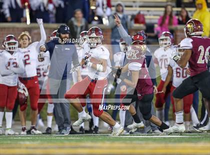 Thumbnail 1 in De Smet Jesuit vs. Joplin (MSHSAA Class 6 Championship) photogallery.