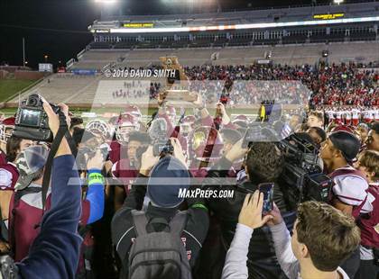 Thumbnail 3 in De Smet Jesuit vs. Joplin (MSHSAA Class 6 Championship) photogallery.