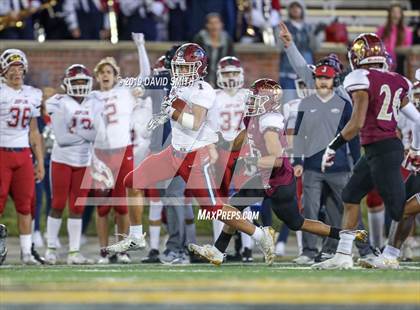 Thumbnail 2 in De Smet Jesuit vs. Joplin (MSHSAA Class 6 Championship) photogallery.