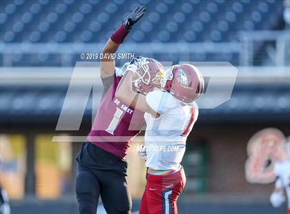 Thumbnail 3 in De Smet Jesuit vs. Joplin (MSHSAA Class 6 Championship) photogallery.