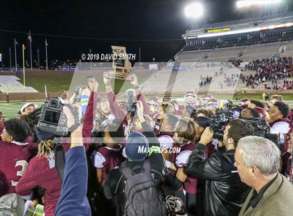 Thumbnail 1 in De Smet Jesuit vs. Joplin (MSHSAA Class 6 Championship) photogallery.