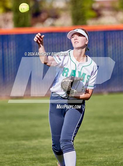 Thumbnail 1 in Dixon vs. Central Catholic (CIF SJS D4 Final) photogallery.