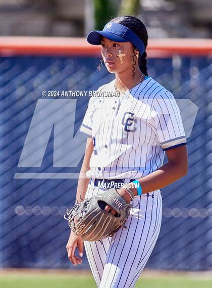 Thumbnail 3 in Dixon vs. Central Catholic (CIF SJS D4 Final) photogallery.