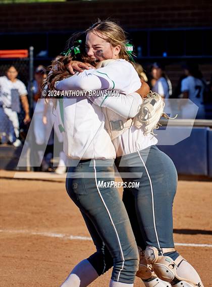 Thumbnail 2 in Dixon vs. Central Catholic (CIF SJS D4 Final) photogallery.