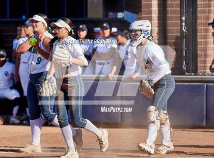 Thumbnail 3 in Dixon vs. Central Catholic (CIF SJS D4 Final) photogallery.