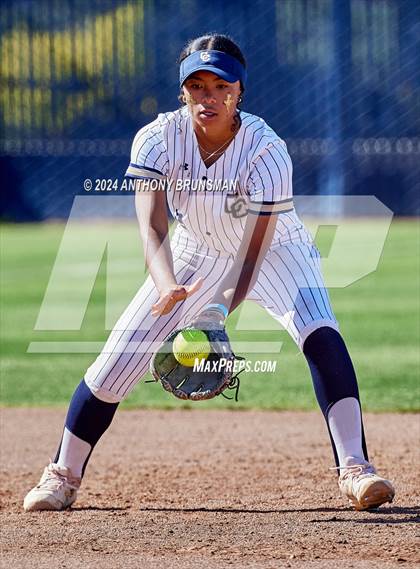 Thumbnail 2 in Dixon vs. Central Catholic (CIF SJS D4 Final) photogallery.