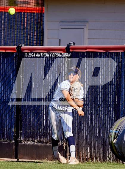 Thumbnail 2 in Dixon vs. Central Catholic (CIF SJS D4 Final) photogallery.
