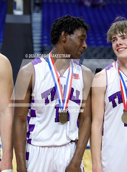 Thumbnail 1 in Thrall vs. Shelbyville (UIL 2A Basketball Semifinal Medal Ceremony) photogallery.
